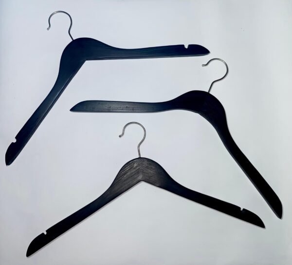 Gripping Cuts Hangers - Image 13